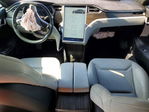 Tesla Model S 2015