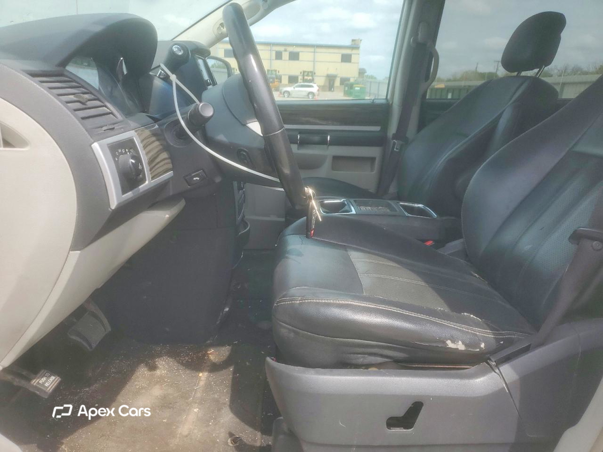 Chrysler Voyager 2010