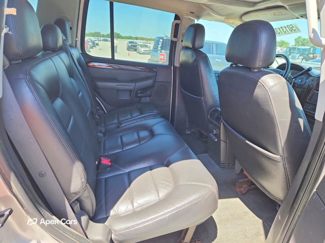 Ford Explorer 2004