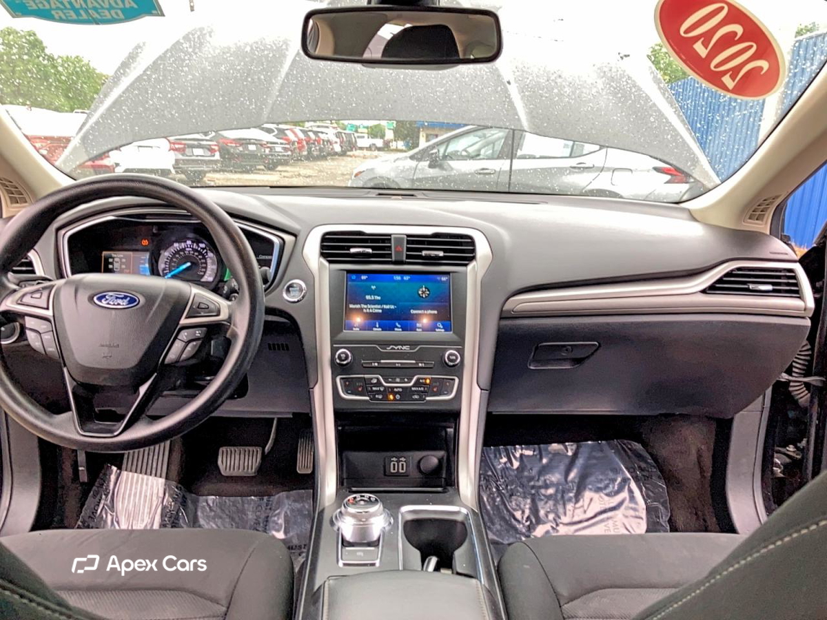 Ford Fusion 2020