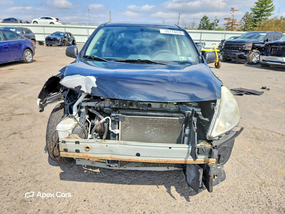 Nissan Versa 2014
