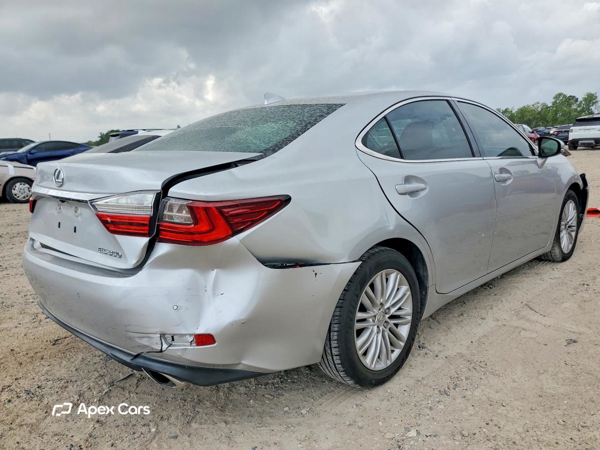 Lexus ES 2016