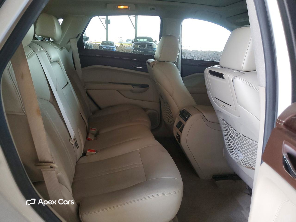 Cadillac SRX 2012