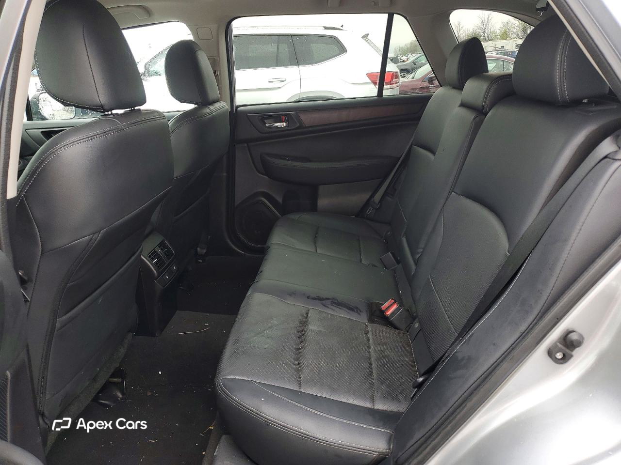 Subaru Outback 2016