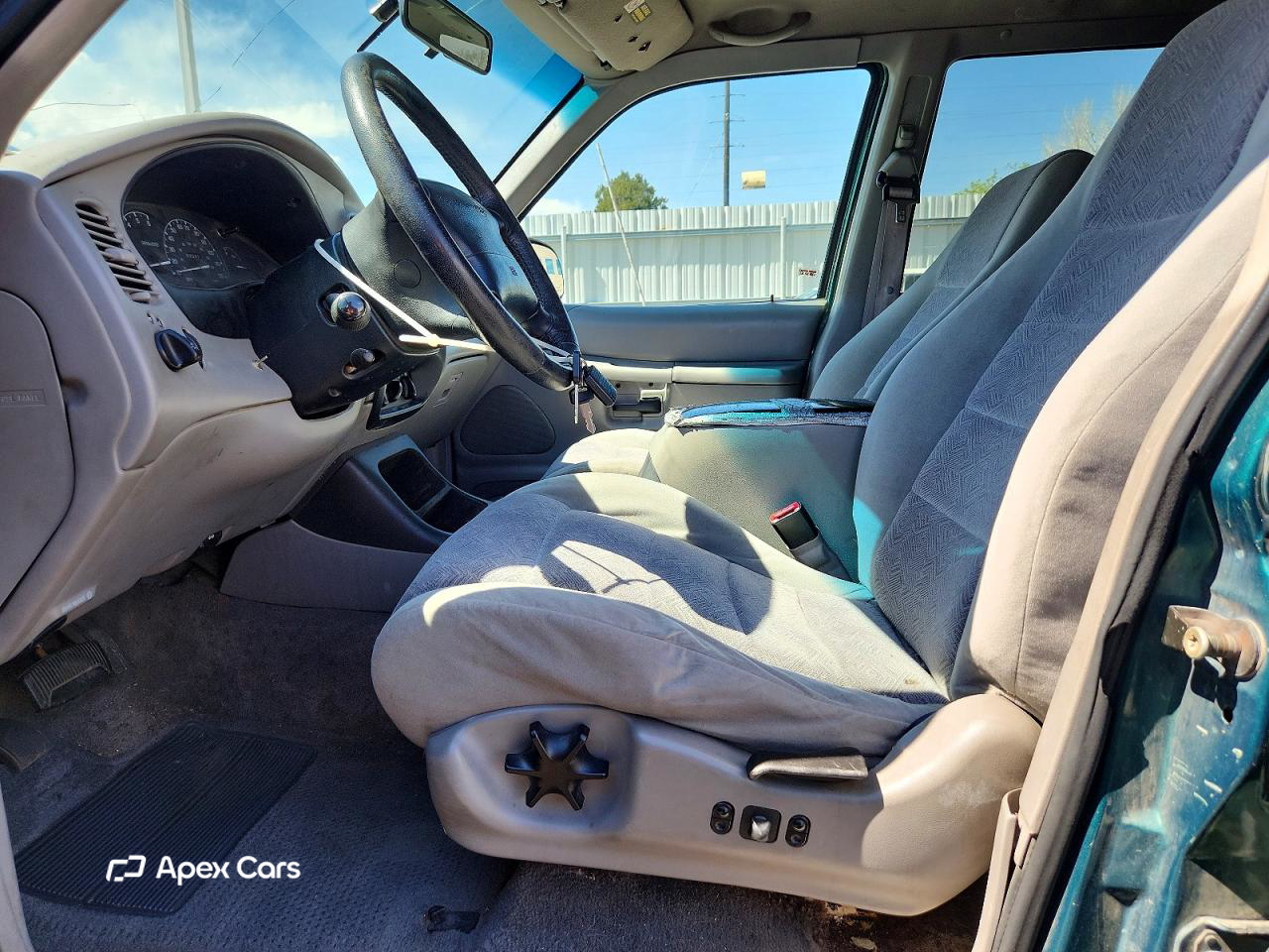 Ford Explorer 2001
