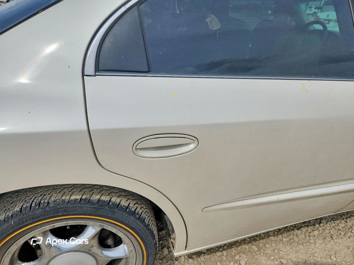 Oldsmobile Aurora 2003