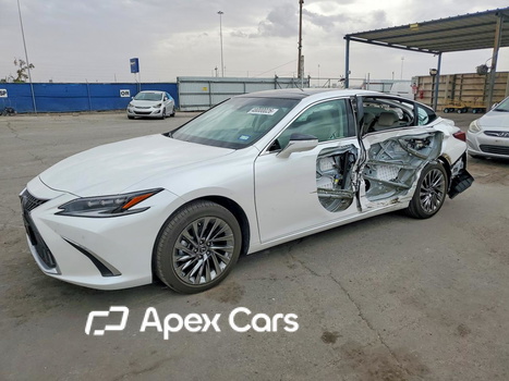 Lexus ES 2025 - Image 1 of 12