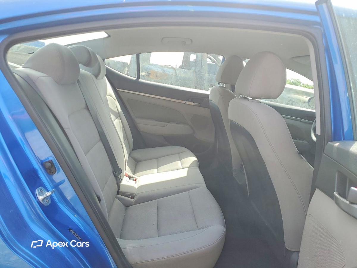 Hyundai Elantra 2018