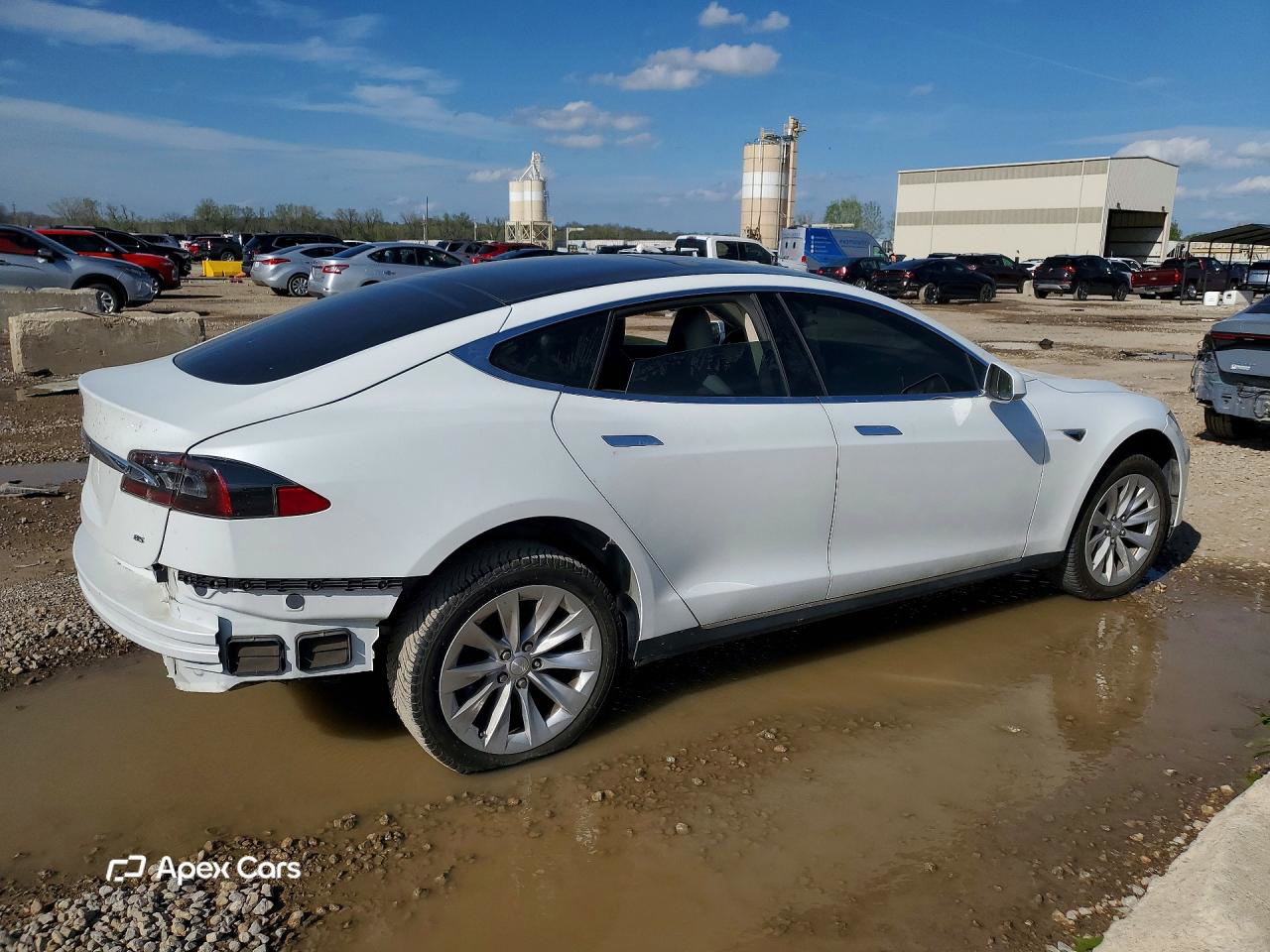 Tesla Model S 2014