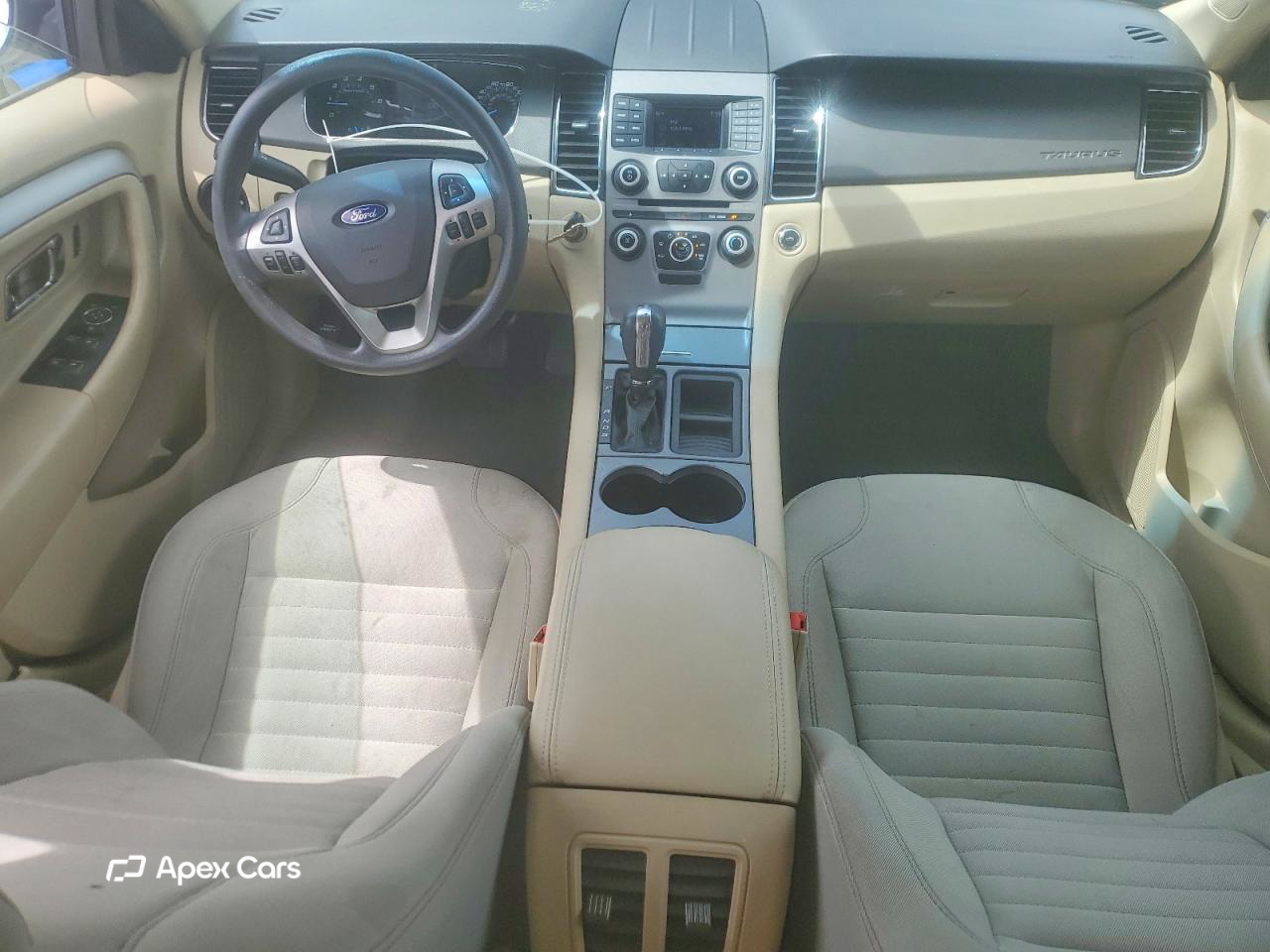 Ford Taurus 2016