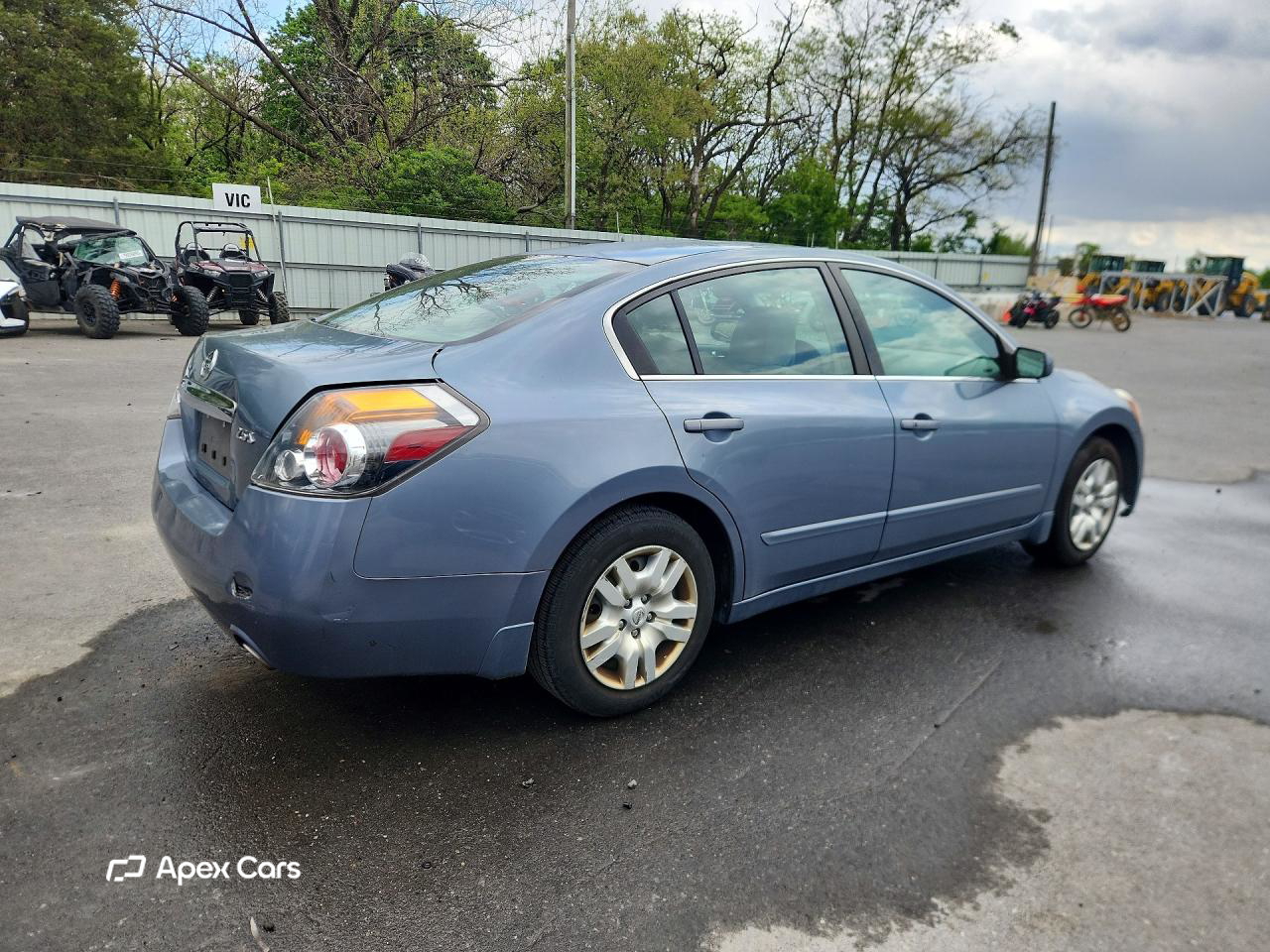 Nissan Altima 2010