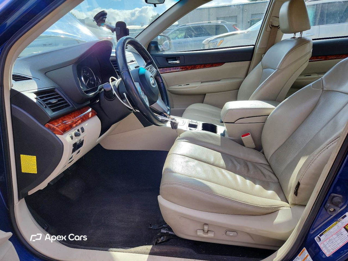 Subaru Legacy 2011