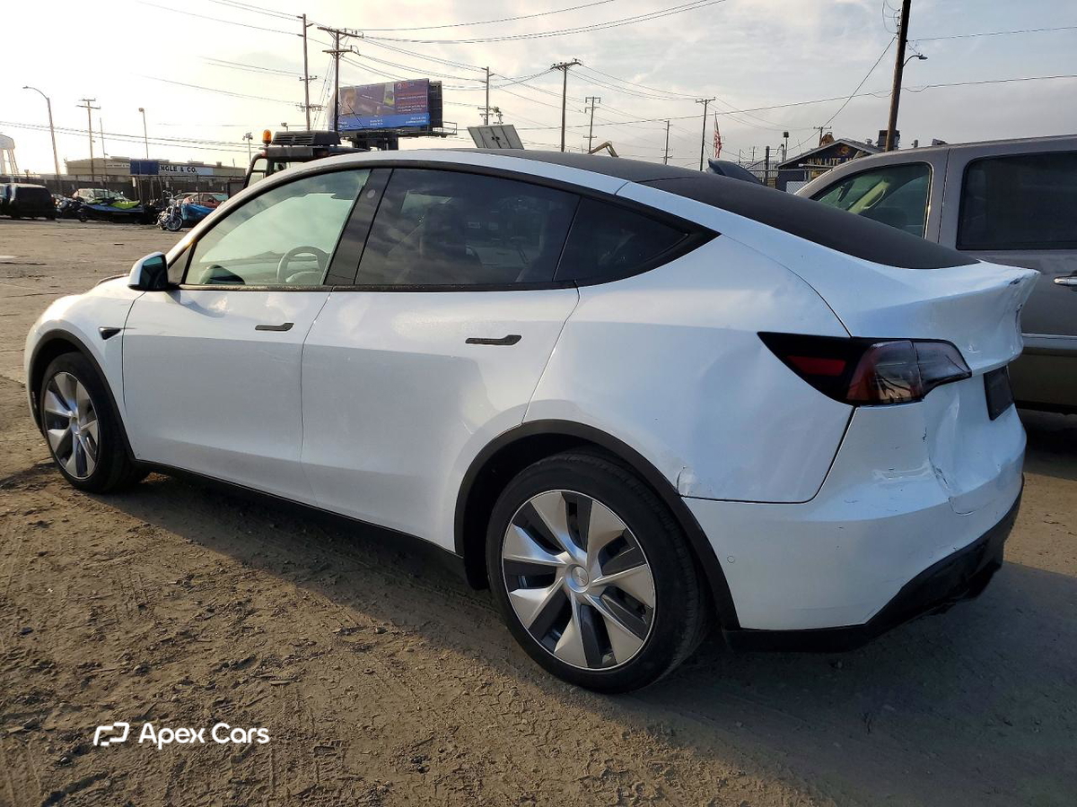 Tesla Model Y 2022