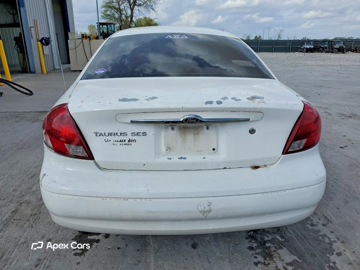 Ford Taurus 2001