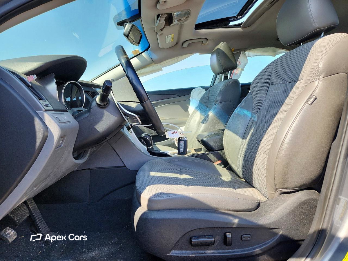 Hyundai Sonata 2013