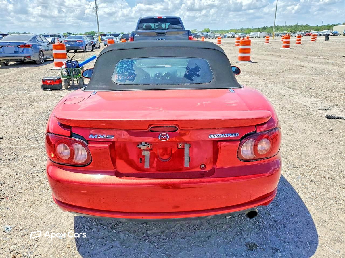 Mazda MX-5 2004