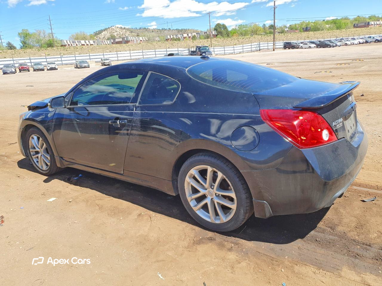 Nissan Altima 2010