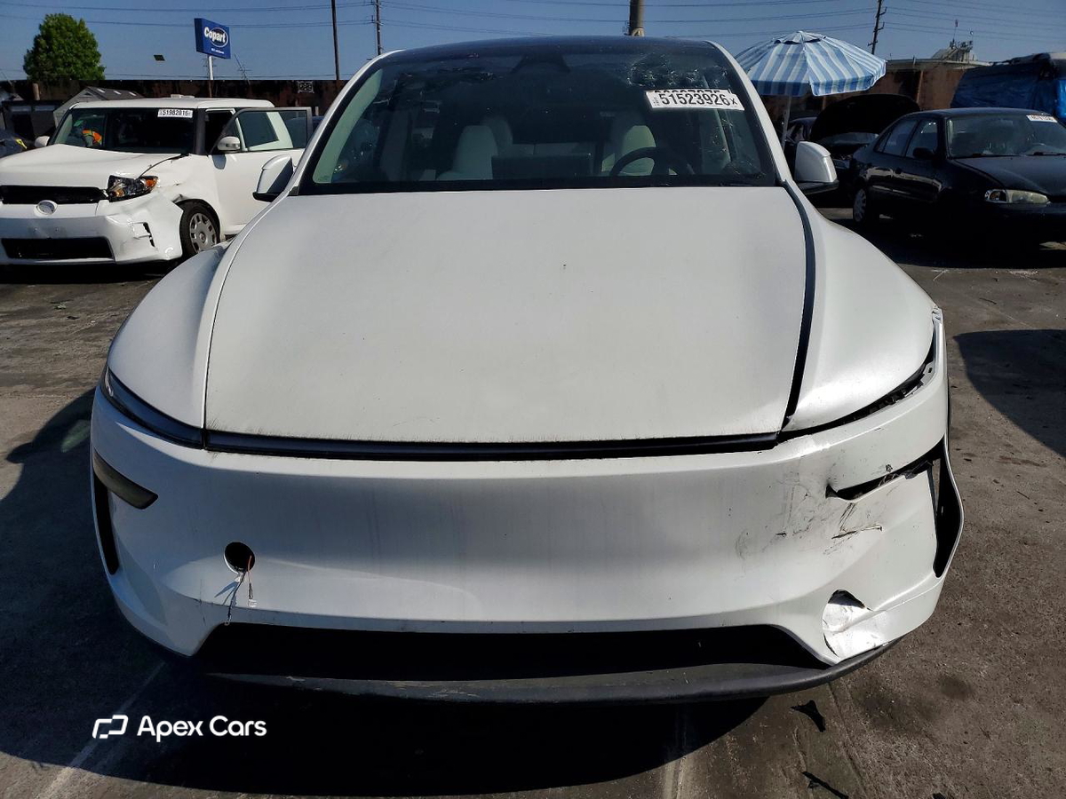 Tesla Model Y 2026