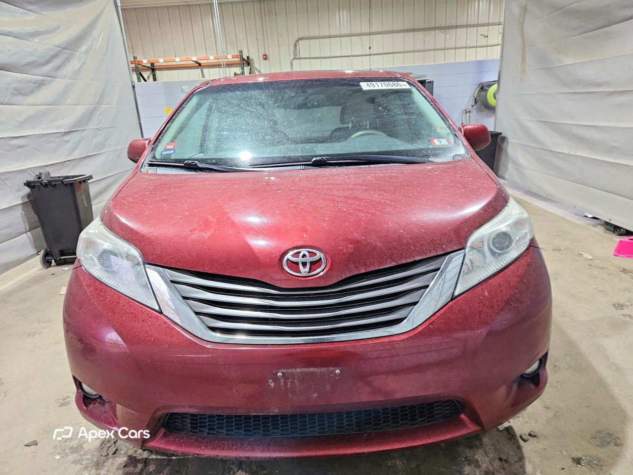 Toyota Sienna 2011