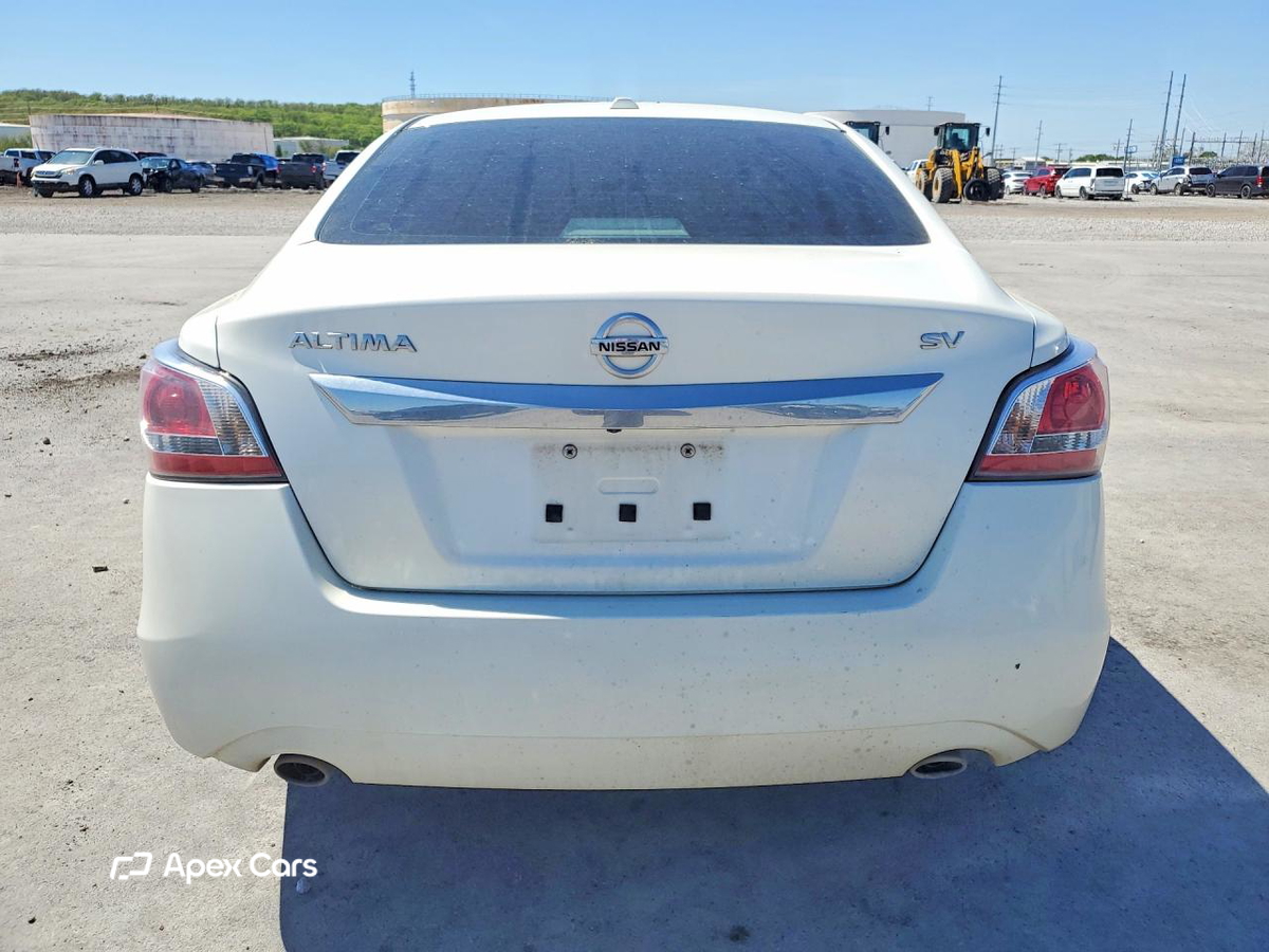 Nissan Altima 2015