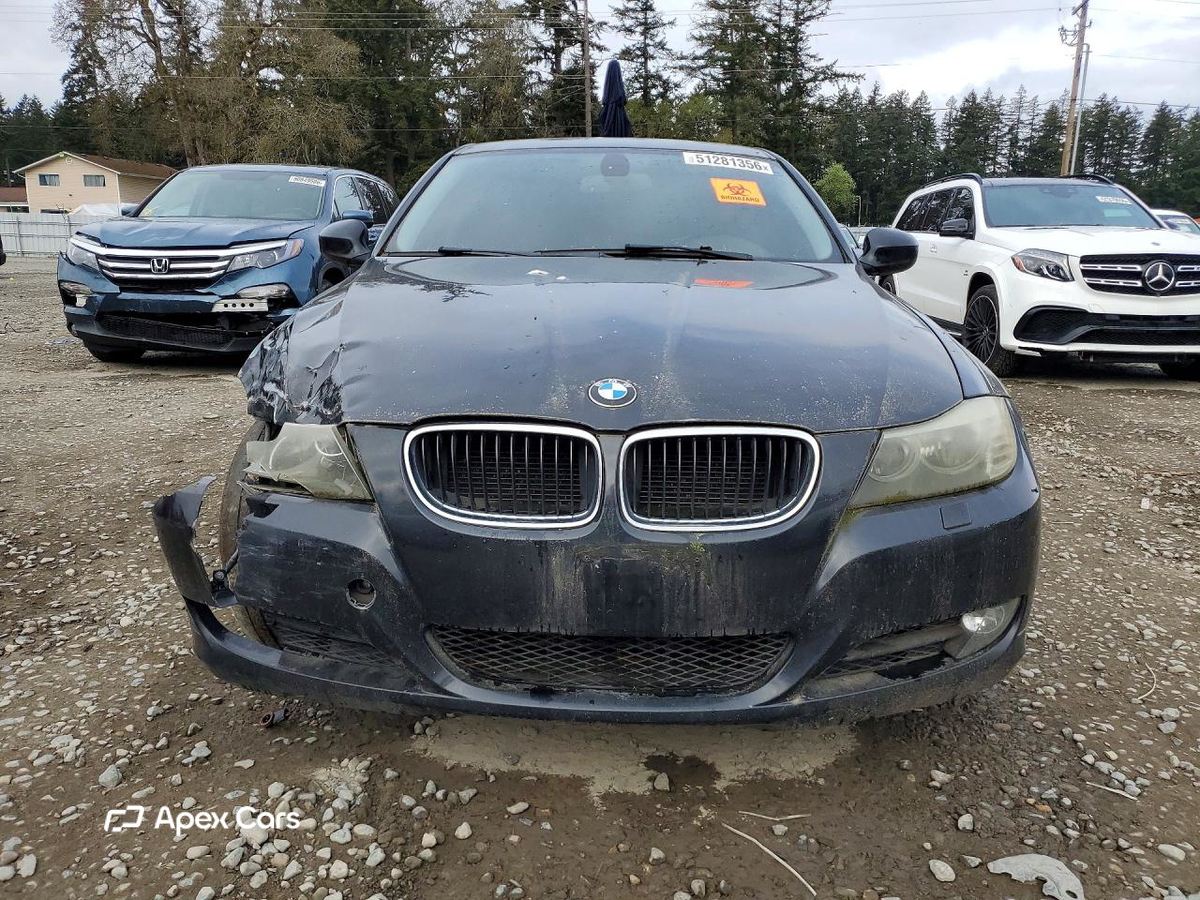 BMW Series 3 2011