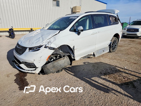 Chrysler Pacifica 2023 - Image 1 of 12