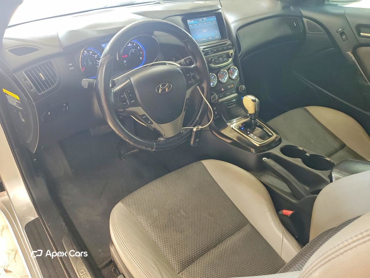 Hyundai Genesis 2013