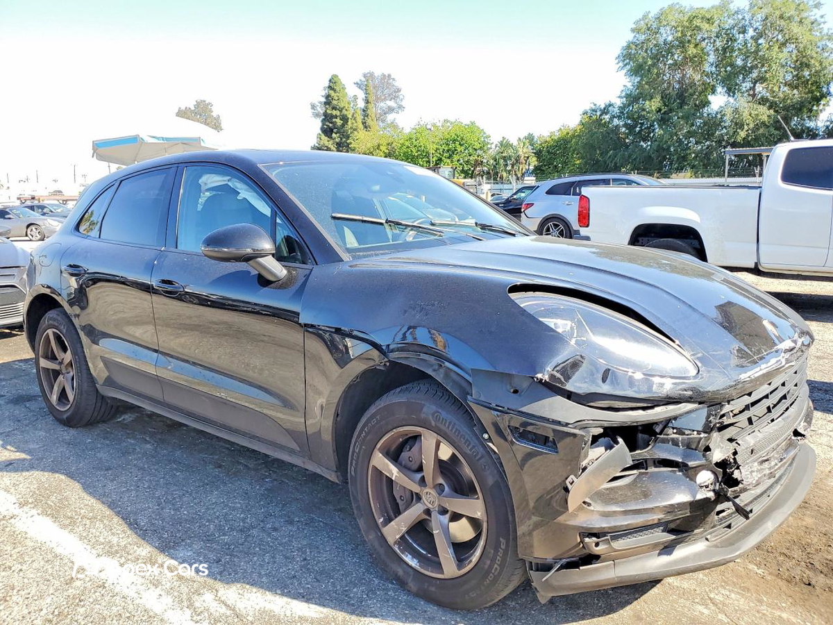 Porsche Macan 2021