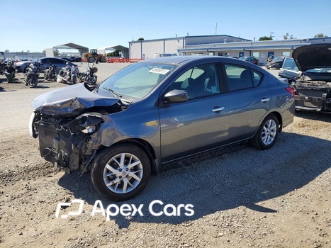 Nissan Versa 2017 - Image 1 of 13