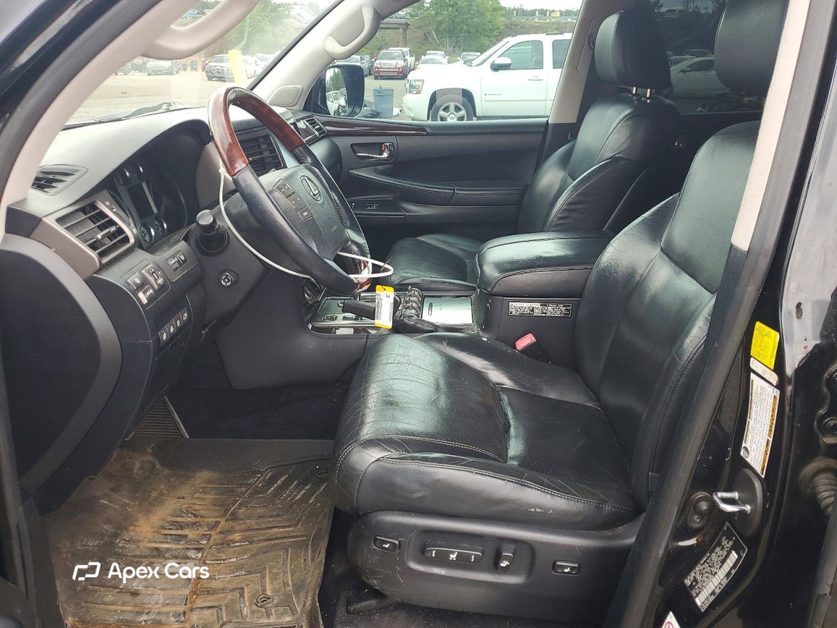 Lexus LX 2011