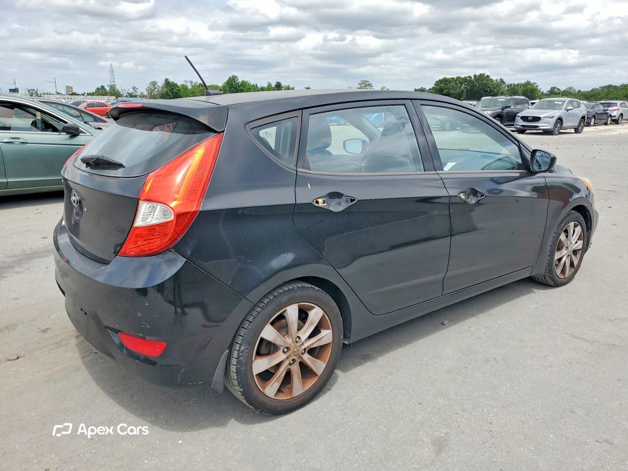Hyundai Accent 2012