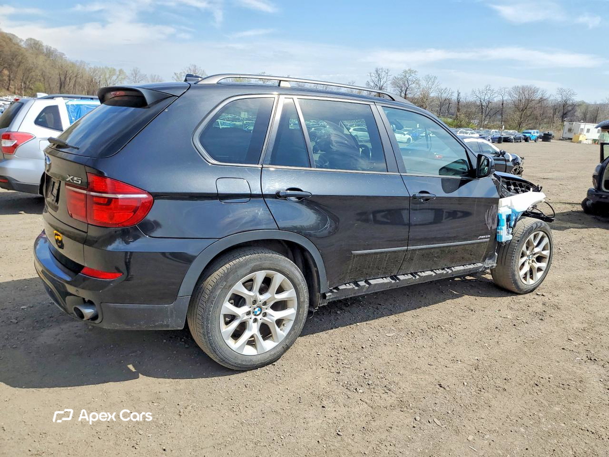 BMW X5 2011