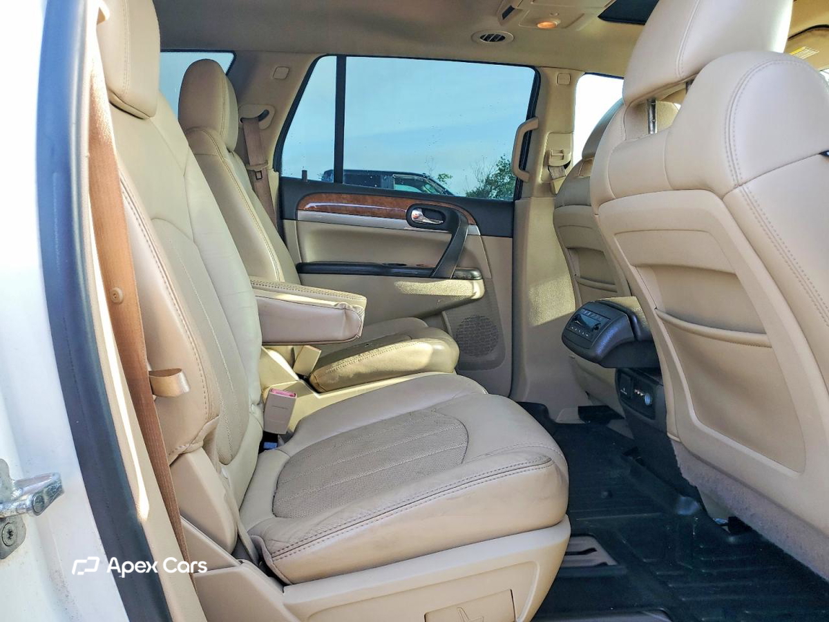 Buick Enclave 2011