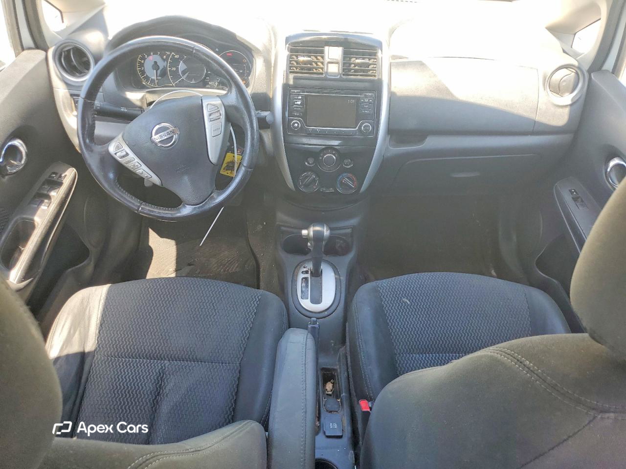 Nissan Versa 2016