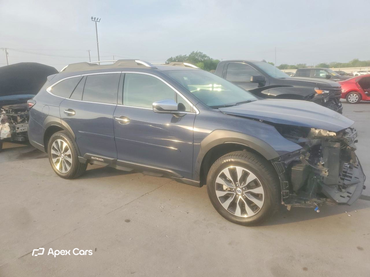 Subaru Outback 2025