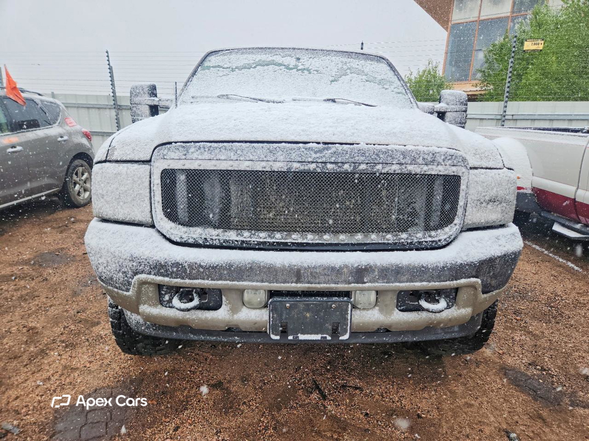Ford Excursion 2004