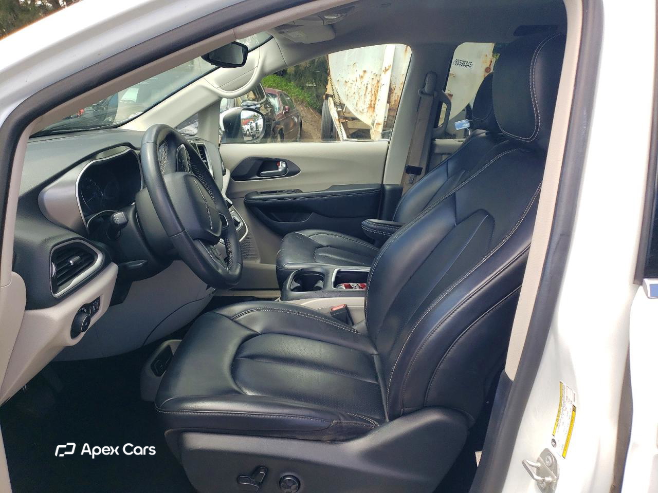 Chrysler Pacifica 2023