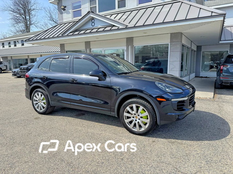 Porsche Cayenne 2016 - Image 1 of 14
