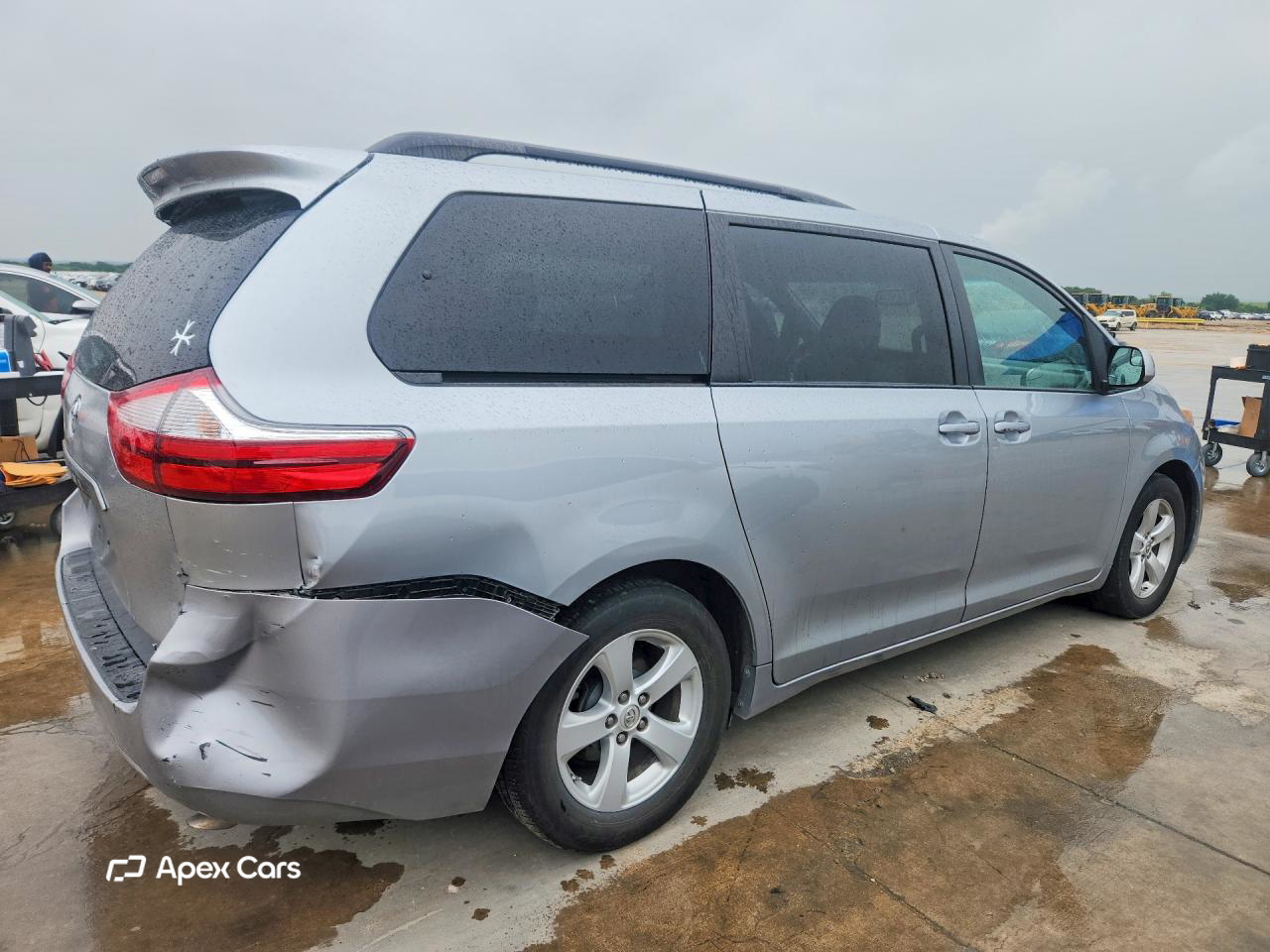 Toyota Sienna 2015