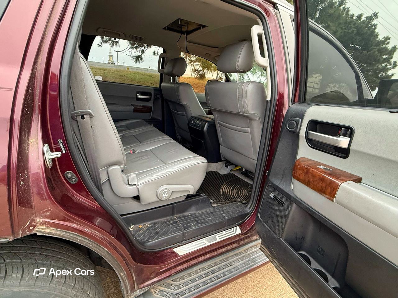 Toyota Sequoia 2008