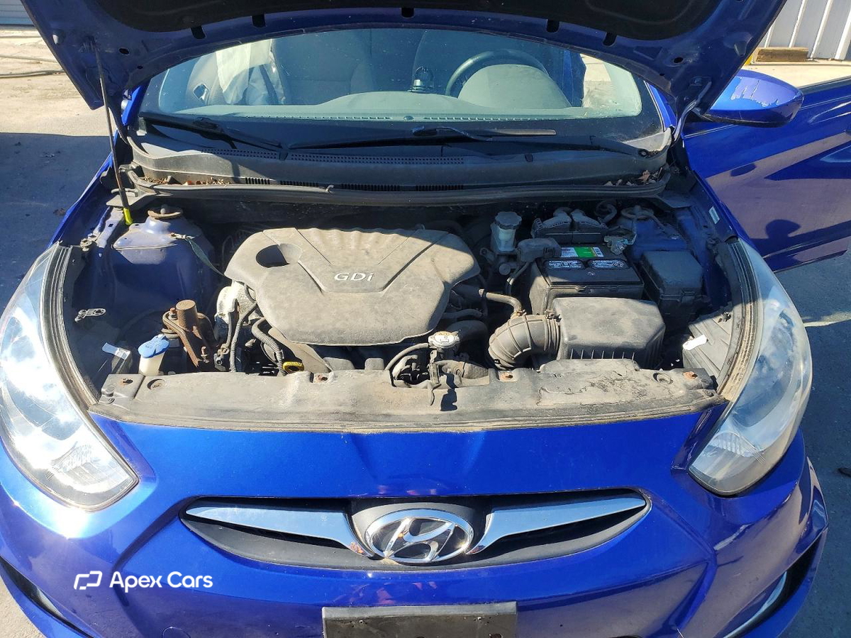 Hyundai Accent 2012