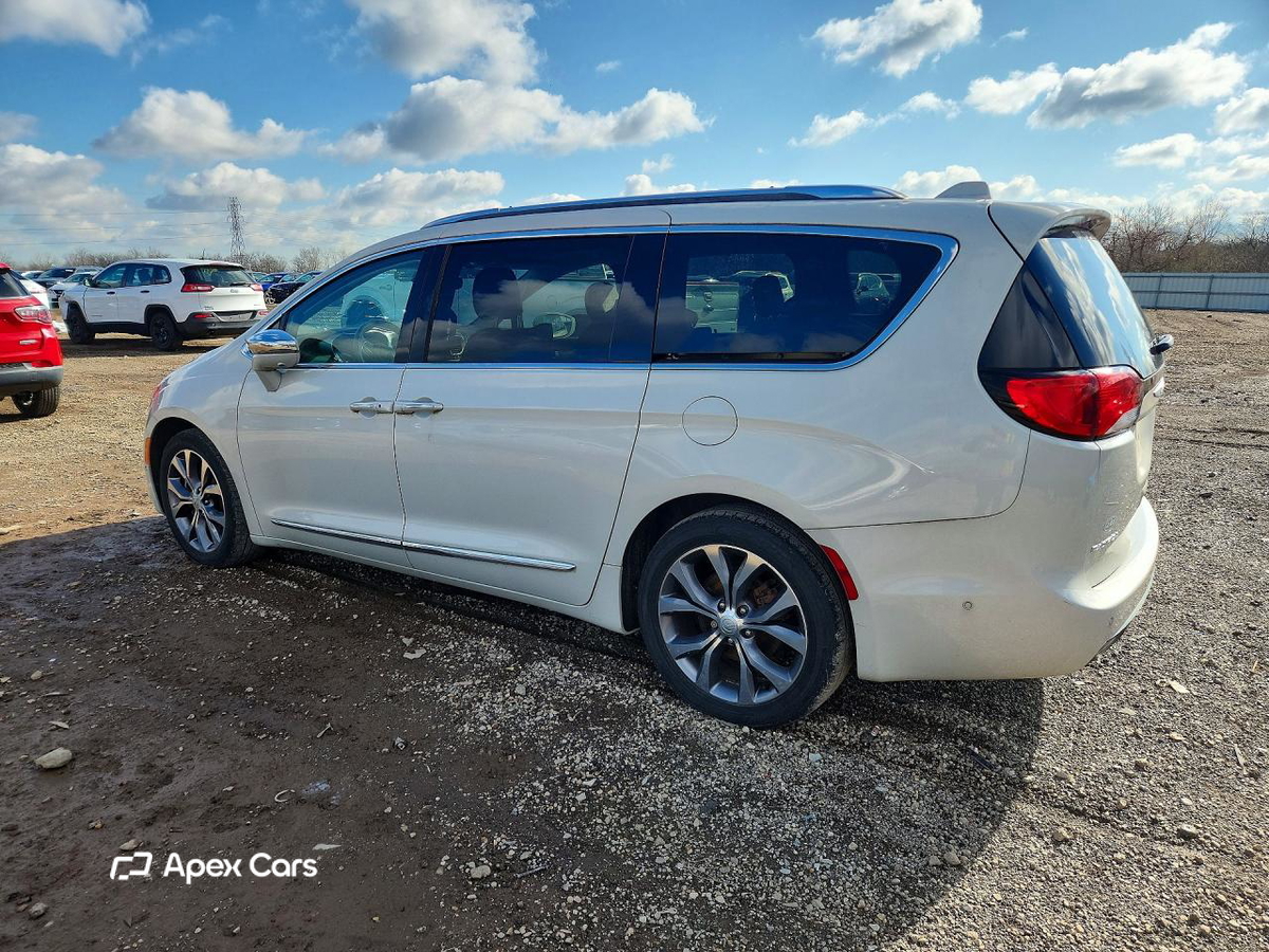 Chrysler Pacifica 2017