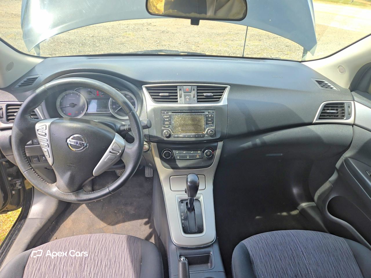 Nissan Sentra 2015