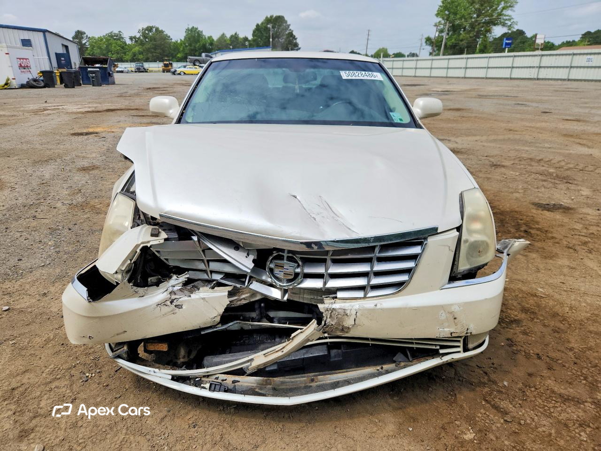 Cadillac DTS 2010
