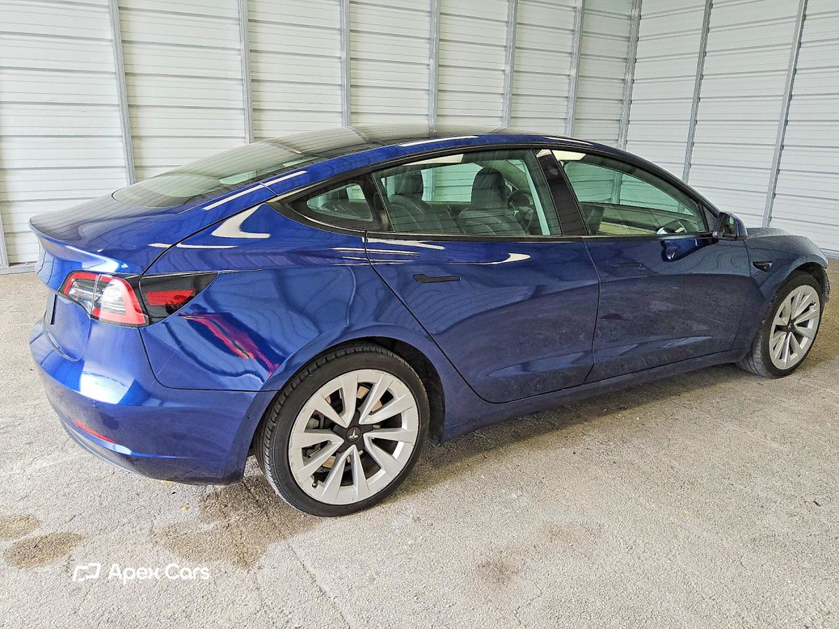 Tesla Model 3 2022