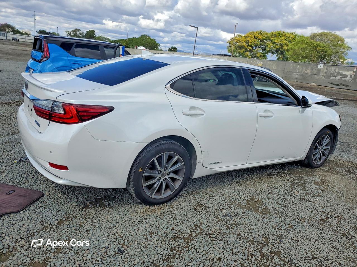 Lexus ES 2018
