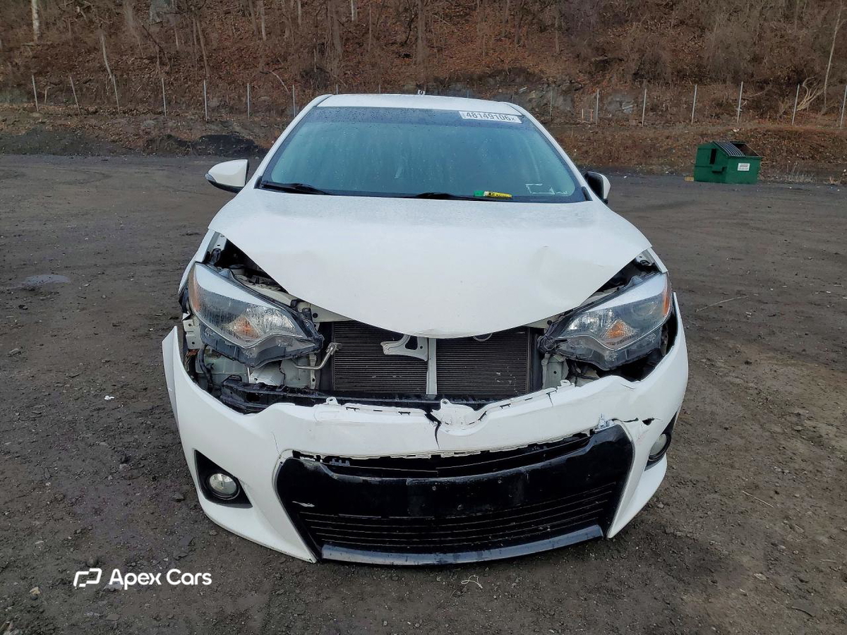 Toyota Corolla 2015