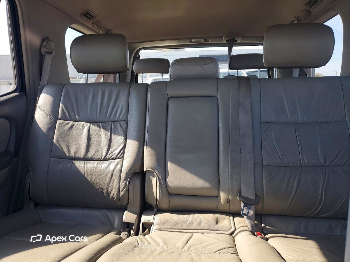 Toyota Sequoia 2004