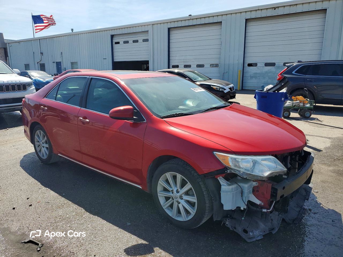 Toyota Camry 2012