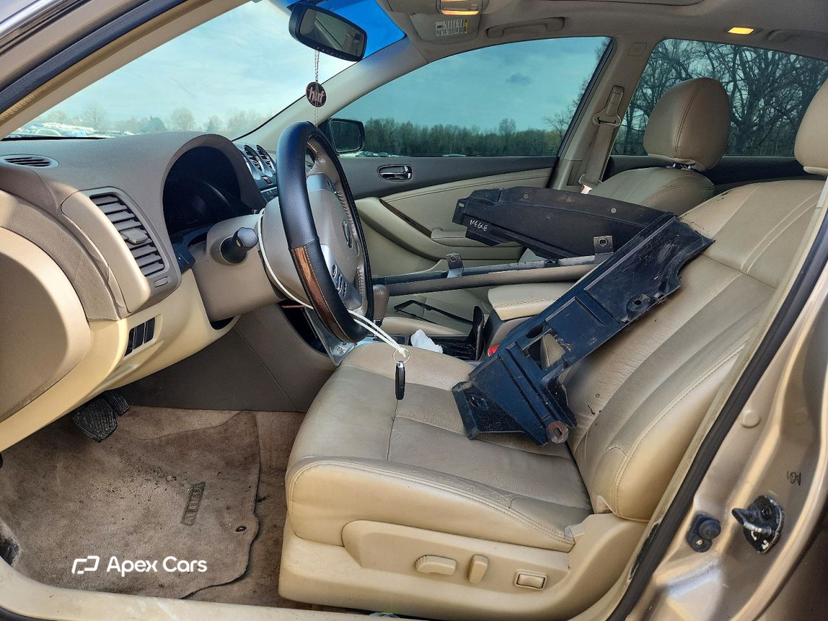 Nissan Altima 2008